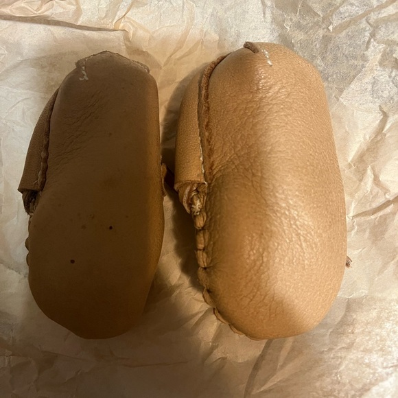 Beige Beaded Baby Moccasins - Picture 5 of 6